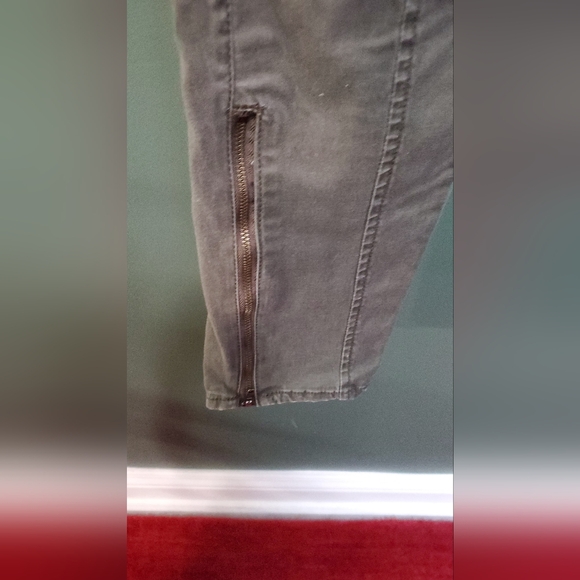 Joe Fresh Skinny Carpenter Jeans - Picture 3 of 7